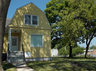 2220 Hervey Ave, North Chicago, IL