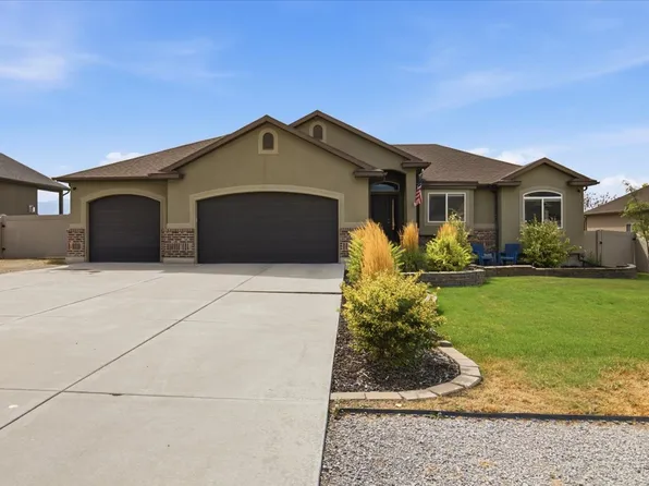 4341 N Rose Springs Rd W, Tooele, UT 84074