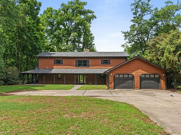 2nd image of 3083 Wildhorse Dr.