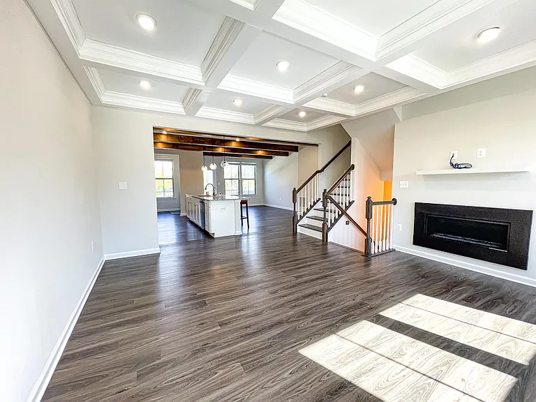 10132 Dorsey Ln — Photo 14