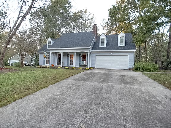 2nd image of 101 Essex Dr