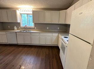 15210 Crockett Rd, Willis, TX 77378