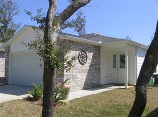 26 Roserita Pl, Mary Esther, FL 32569