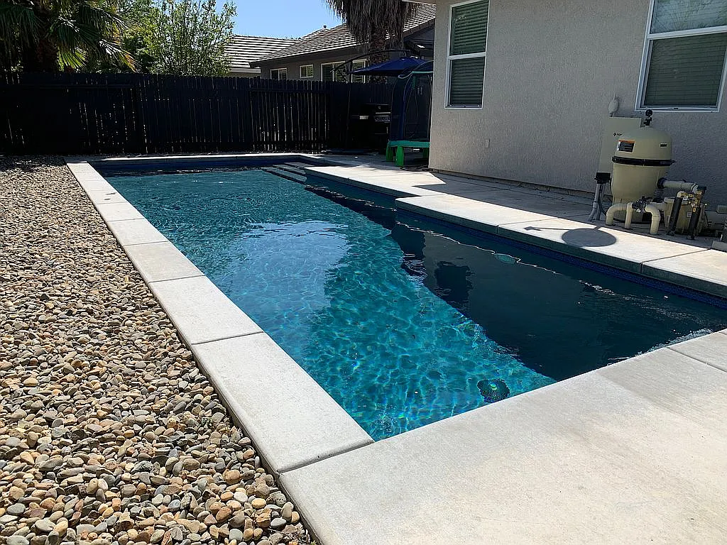 6021 Meeks Way photo 1