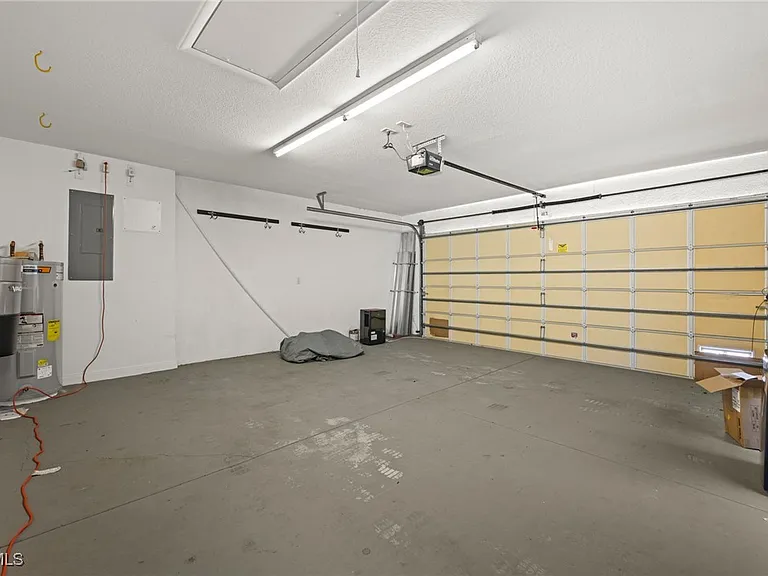 7759 Ionio Ct — Photo 20