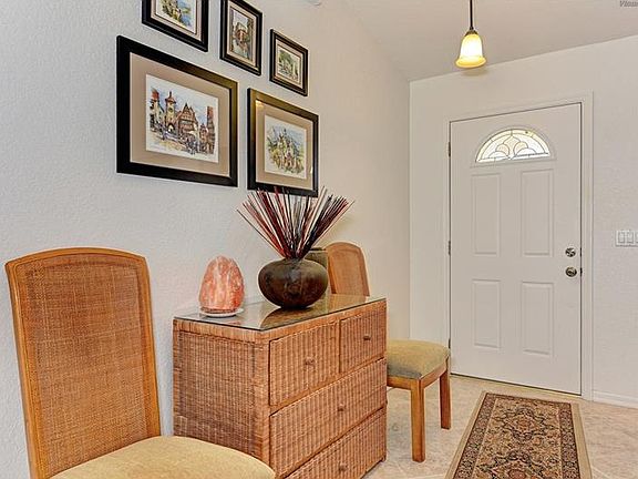 4th image of 17241 Gulfspray Cir