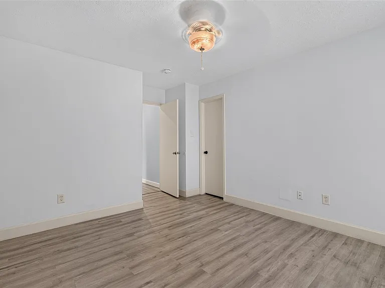 7206 Glen Rosa Dr — Photo 15