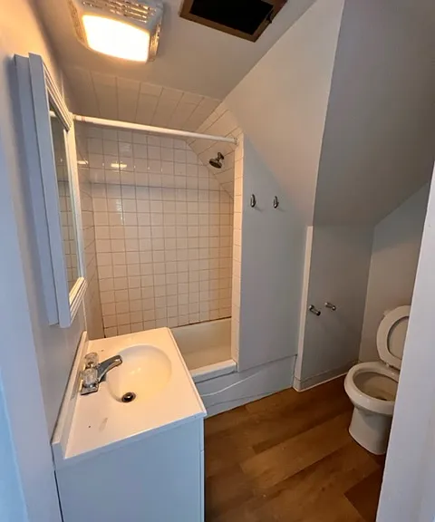 1024 Hayes Ave #2 — Photo 9