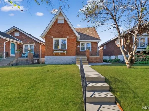 3922 Burgen Ave, Saint Louis, MO 63116