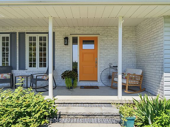5th image of 99 Townsend Rd