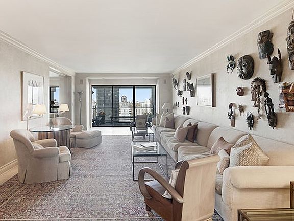 2nd image of 425 E 58th St APT 35E