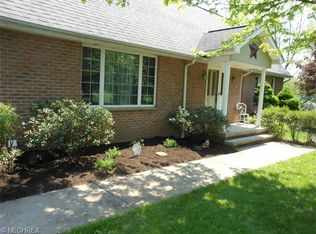 46738 Winston Dr, East Liverpool, OH 43920