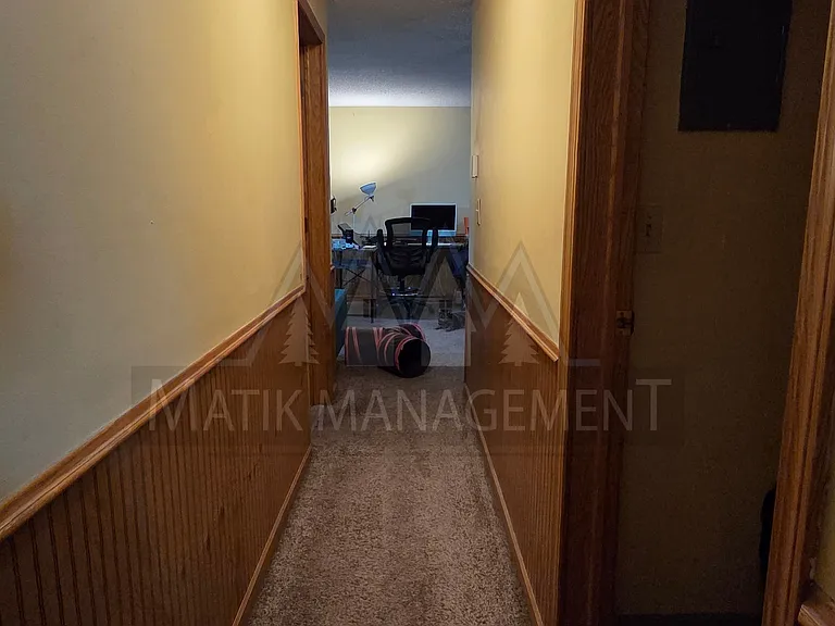 820 Broadway Ave N #104 — Photo 9