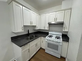 1249 W 23rd St #2 — Photo 13