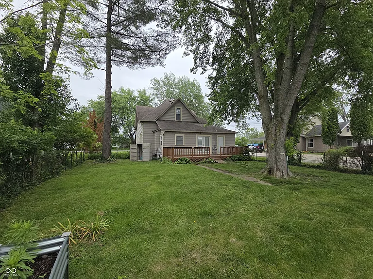 408 S Main St — Photo 26