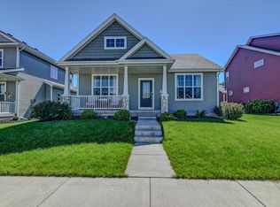 1811 Autumn Lake Pkwy, Madison, WI 53718