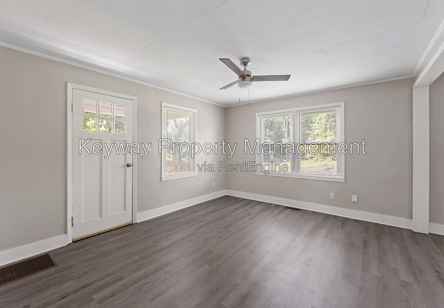 1 bed, 1.0 bath, 540 sqft, $1,035 — Photo 2