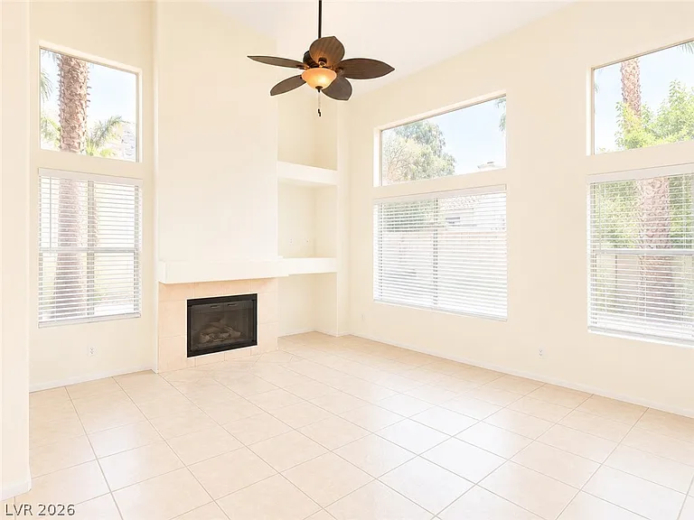 9056 Trumpet Ct — Photo 9