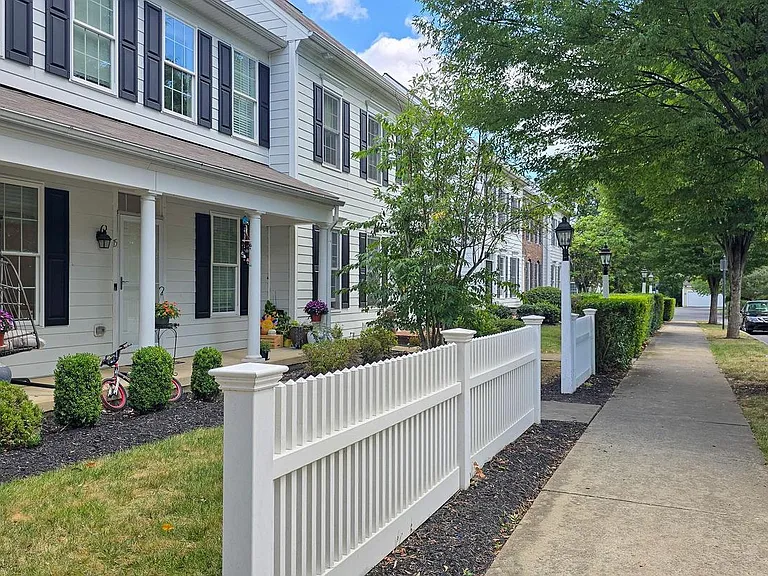 15 Summer Ln — Photo 36