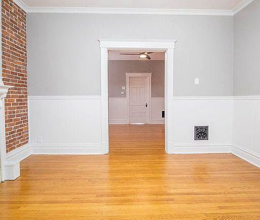 Living Room 3/4