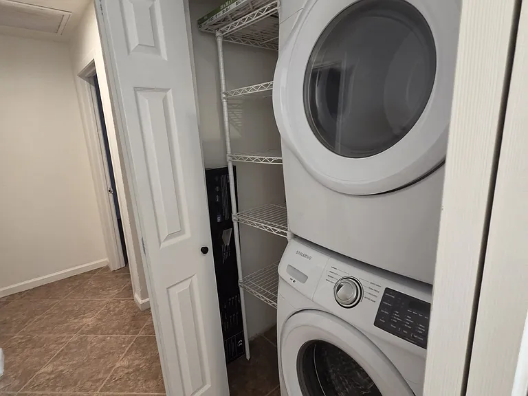 3643 E Ludlow Dr — Photo 13