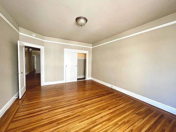 5th image of 1849 Clay St APT 3