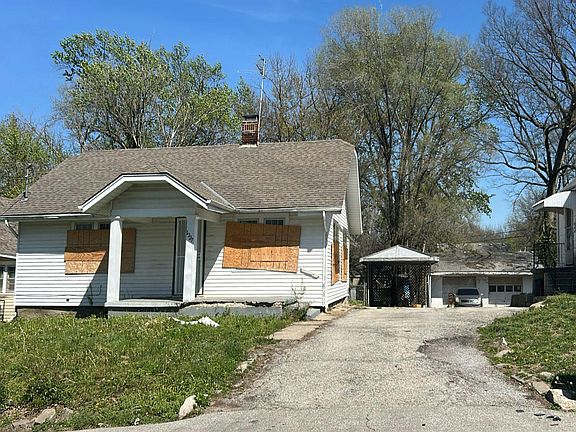 2nd image of 1227 Appleton Ave