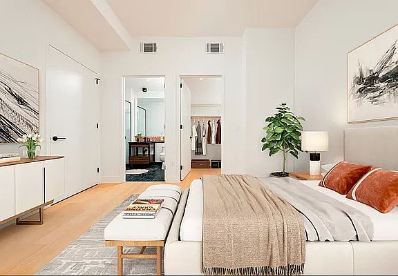 4th image of 224 W 124th St #1734