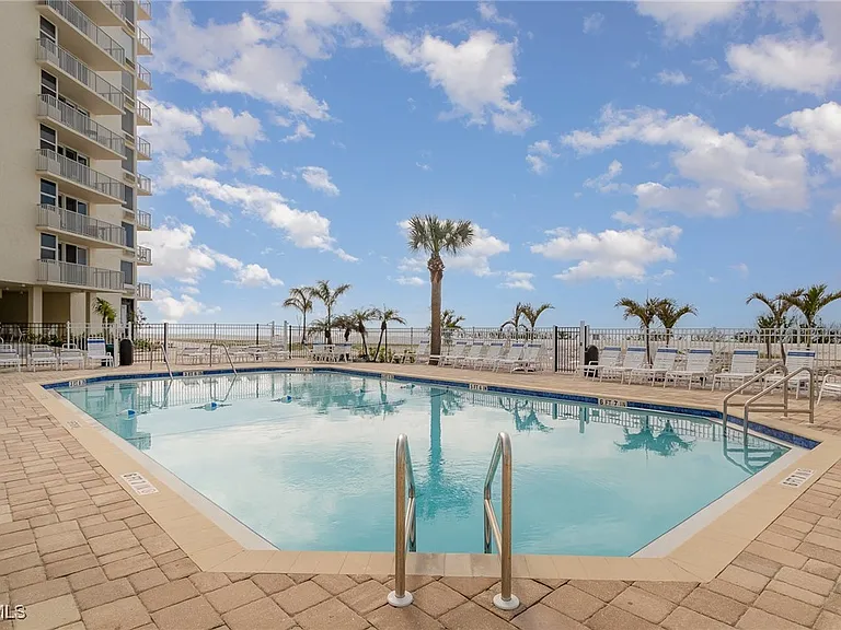 7330 Estero Blvd #906 — Photo 14