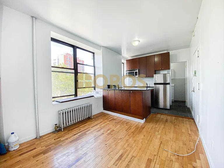 262 E 2nd St #5C — Photo 4