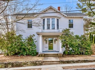 62 Linden St, Reading, MA 01867