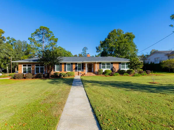 1212 Lake Dr, Valdosta, GA 31602