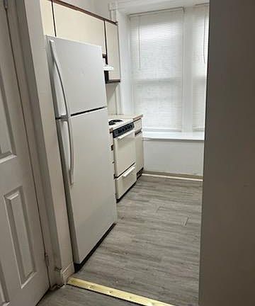 3rd image of 330 N Lumber St APT 1