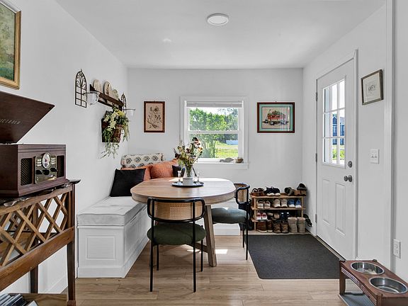 5th image of 9 Pearl Avenue