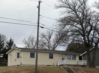 1007 S Main St, Madison, NE 68748