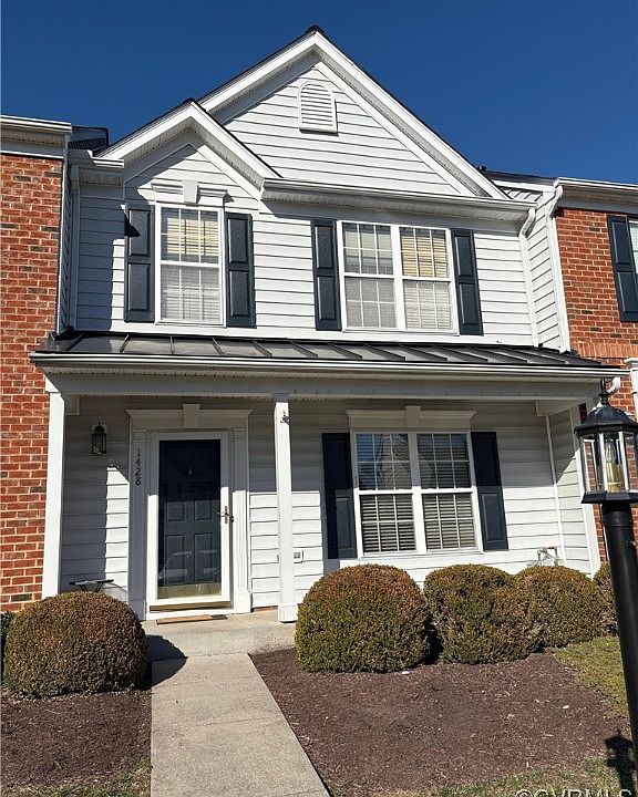 1st image of 1428 New Haven Ct