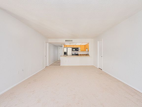 4th image of 2947 S Atlantic Ave APT 1806