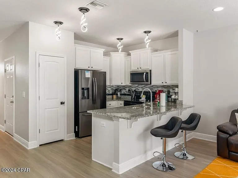 7654 Shadow Lake Dr — Photo 13