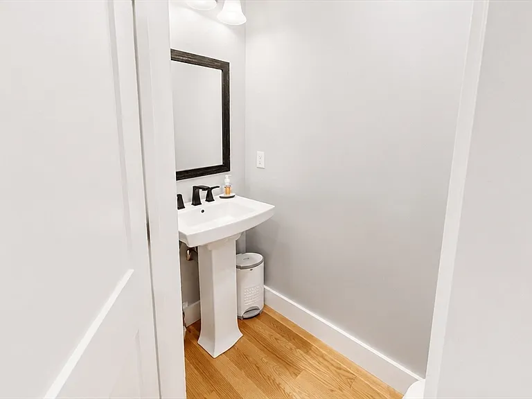 187 Linwood Ave #1 — Photo 14