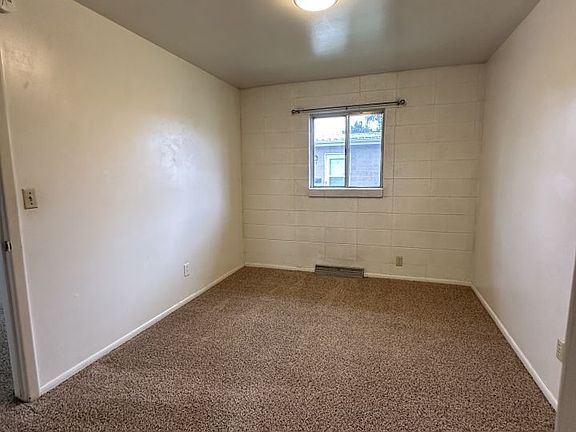 4th image of 2028 Alderson Ave APT 6