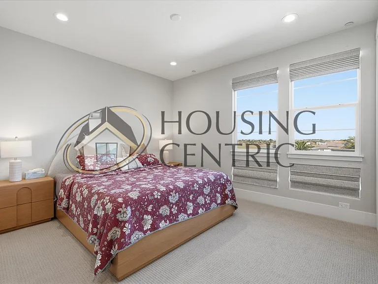 1390 Wheeler Peak Ct — Photo 32