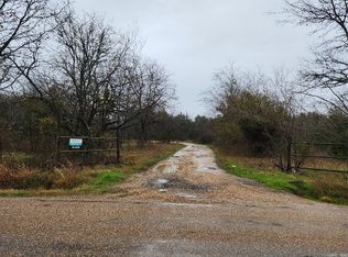 695 Oakdale Dr, Elm Mott, TX 76640