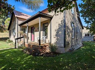 602 W Bartlett St, Oakesdale, WA 99158