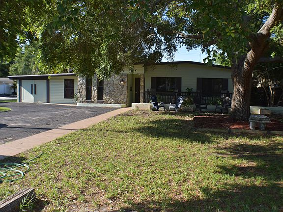 3rd image of 4100 30th Ave N