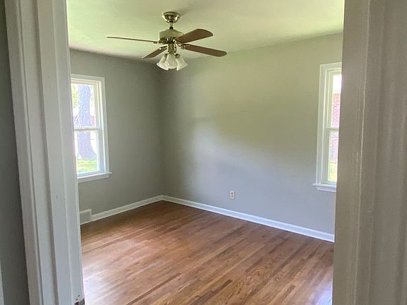 5th image of 4868 Juana Dr