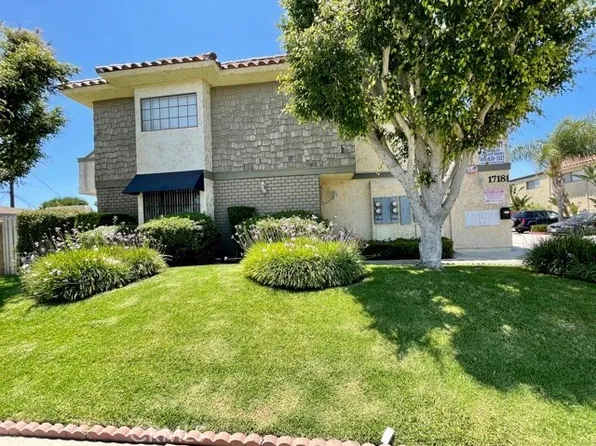 17181 Elm Ln APT 1, Huntington Beach, CA 92647