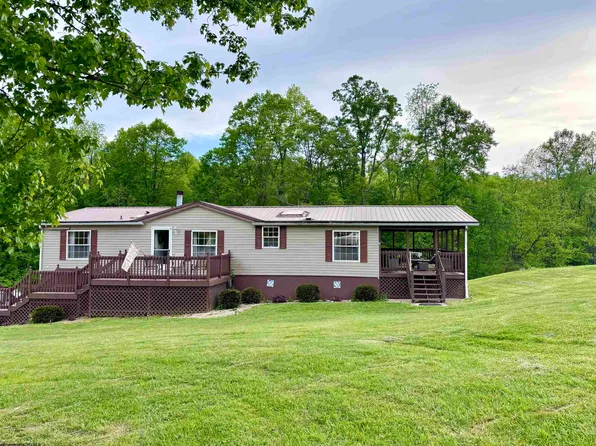 53 Brummage Cemetery Rd, Fairmont, WV 26554