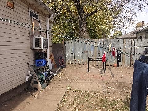 4th image of 2364 Hoyt Ave