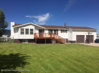 151 Cottonwood Dr, Smoot, WY 83126
