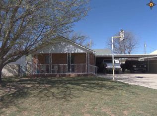 1305 19th St, Eunice, NM 88231